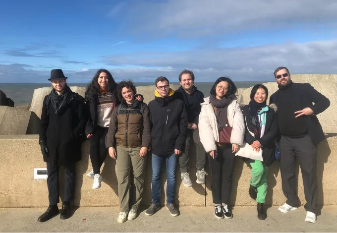 Loris with international students at his citytrip to Ostend